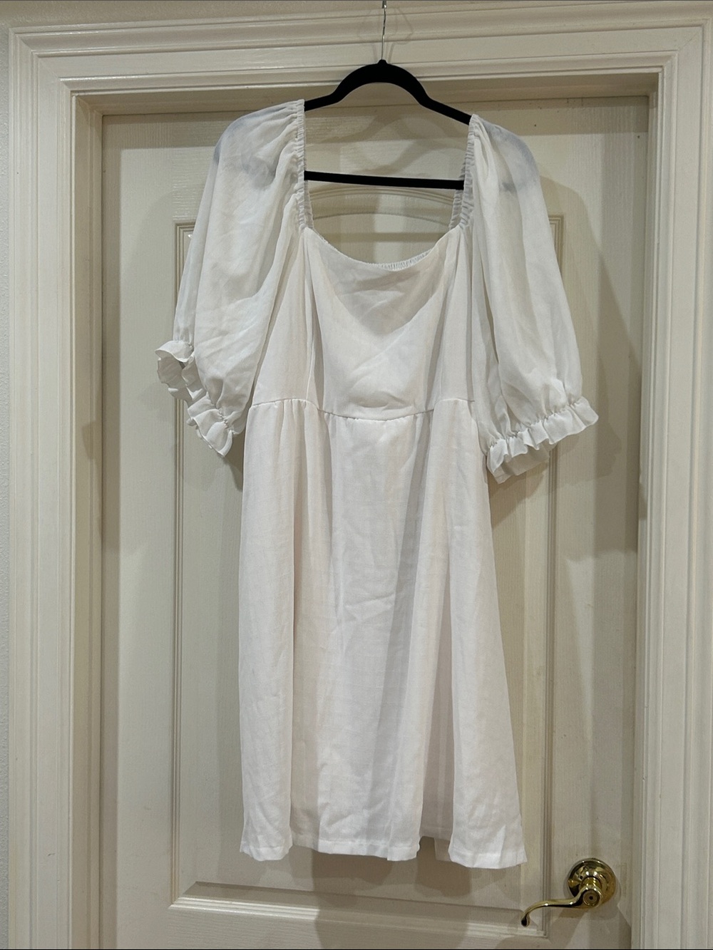 SHEIN curve White Puff Sleeve Square Neck Mini Dress